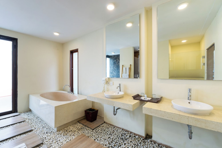 Bathroom 4, Jay's Villas, Badung