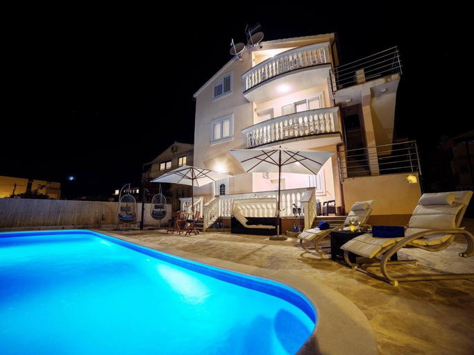 4, Apartment in Vodice for 5 guests, Vodice
