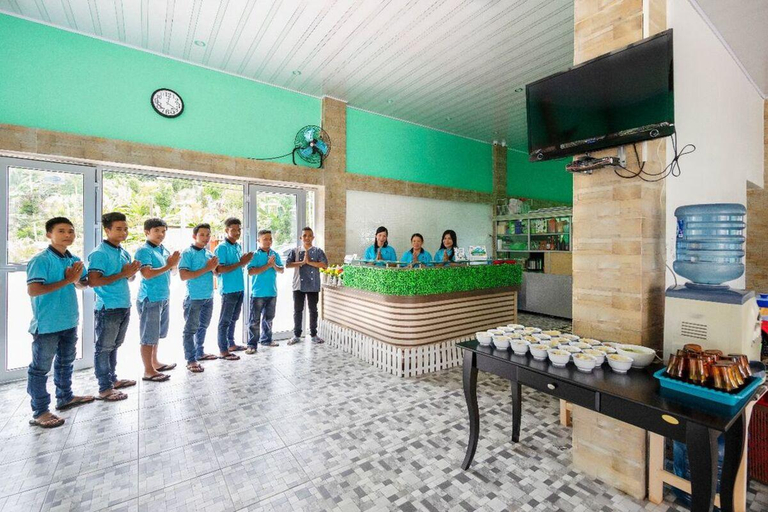 Food & Drinks, Mega Nasional Seaview Hotel, Nias