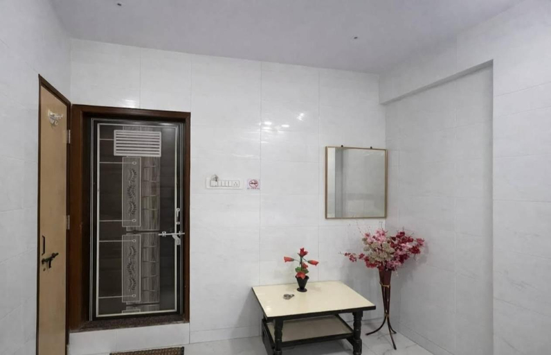 Bathroom 3, Patel's Guest House, Surat