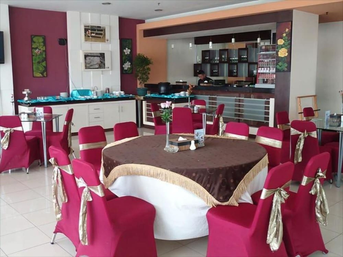 Food & Drinks, Cosmo Hotel, Jambi