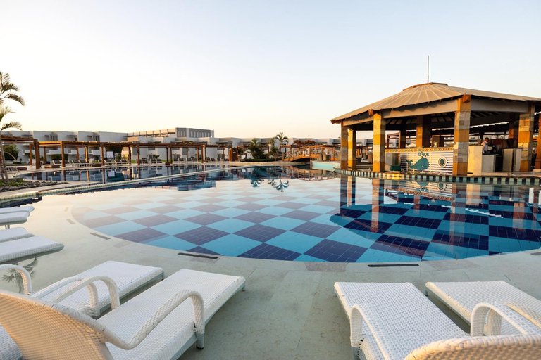 Exterior & Views 1, Sunrise Crystal Bay Resort -Grand Select, Safaja