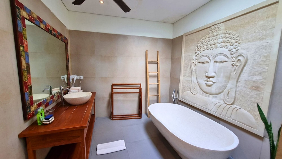 Bathroom 3, The Decks Bali, Badung