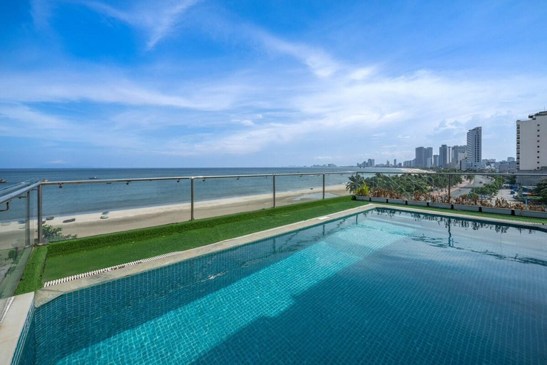 Sport & Beauty 2, Beach front pool villa Danang - 8bedrooms, Da Nang