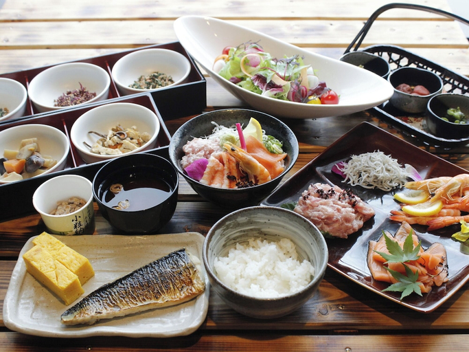 Food & Drinks 5, Nest&Rise Osaka Namba Hotel, Osaka