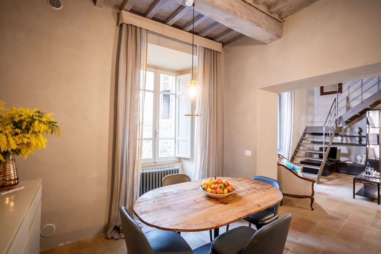 In-room dining, Stylish Apartment, Arezzo