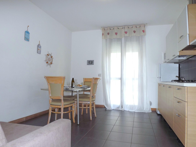 3, Apartment in Martinsicuro near Beaches, Teramo