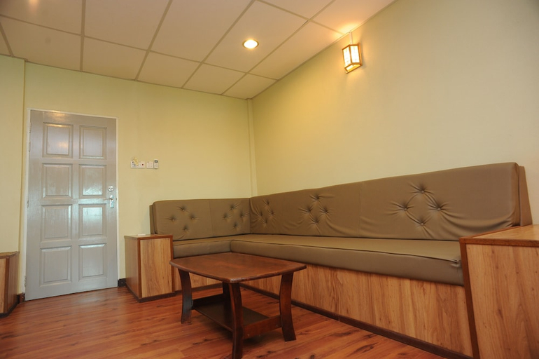 Others 4, Arwana Inn, Pasir Putih