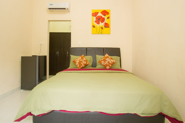 Bedroom 2, Seminyak Point Guest House, Badung