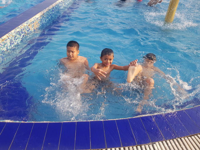 Others 4, Bedrock Resort, Narayani