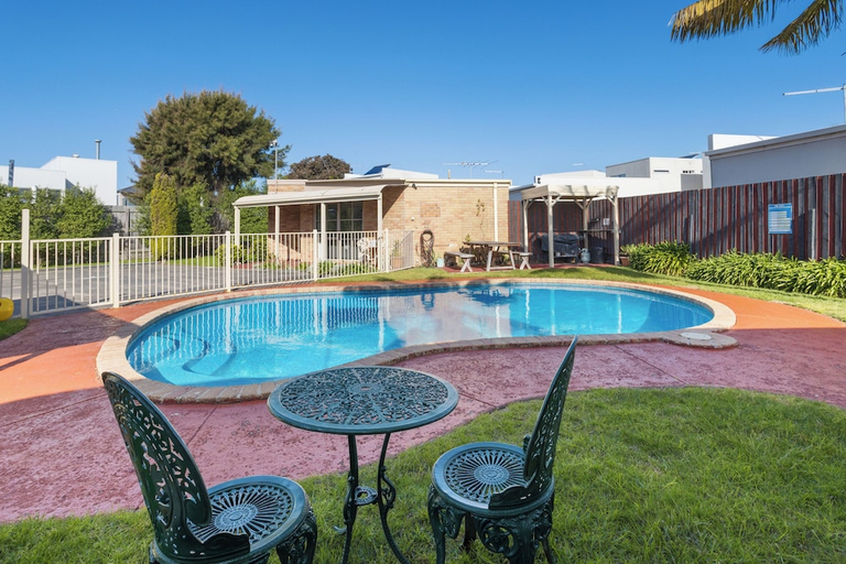 Sport & Beauty 4, Bayview Motel Rosebud, Melbourne
