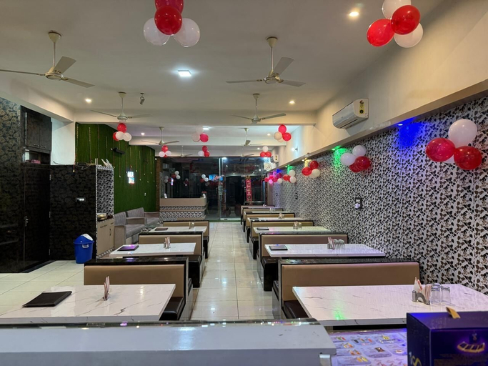 Food & Drinks 5, Gokul Hotel, Tonk