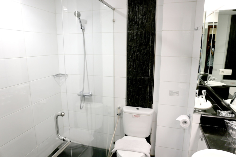 Bathroom, Citihub Hotel @Gejayan, Yogyakarta, Sleman