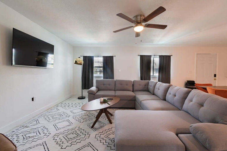 Interior 4, Fillmore Unit 11, Brevard