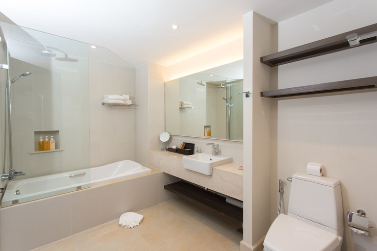 Bathroom 4, Mai Holiday By Mai Khaolak, Takua Pa