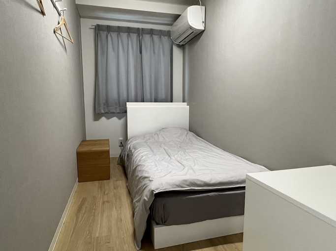 Bedroom 5, Hotel Zipang, Osaka