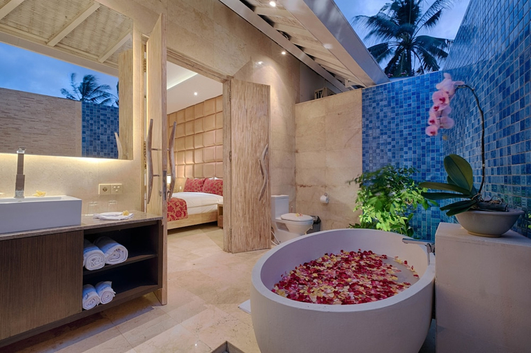 Bathroom 5, Kutus Kutus Saba Beach Villa, Gianyar