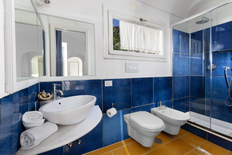 Bathroom 3, Amore Rentals - Villa Le Sirene, Salerno