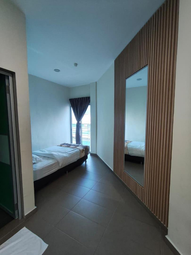 Others 5, Mass Hotel, Bera