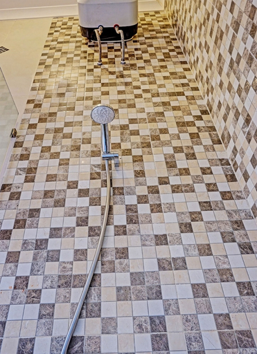 Bathroom 4, Hotel O Sumpil Syariah, Malang