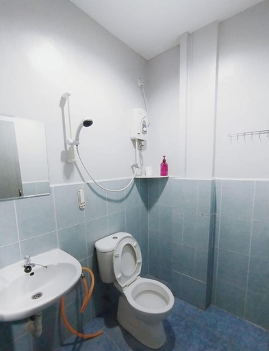 Bathroom, Sp Golden Star Hotel, Kuala Muda