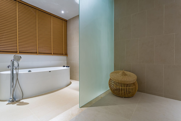 Bathroom 5, Crest Resort & Pool Villas - Sha Extra Plus, Phuket Island