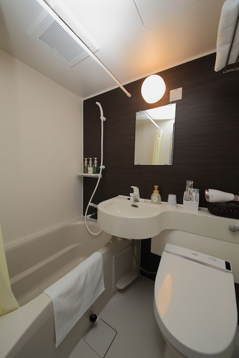 Bathroom 3, One’s Hotel Fukuoka, Fukuoka