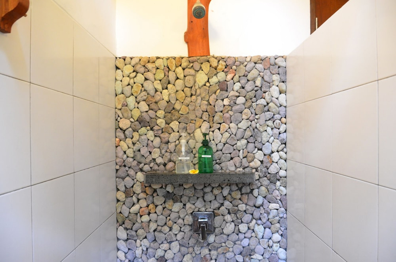 Bathroom 4, Cocotinos Sekotong, a Boutique Beach Resort & Spa, Lombok