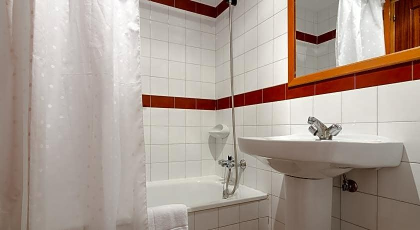 Bathroom 4, Arcea Mirador de Cabrales, Asturias