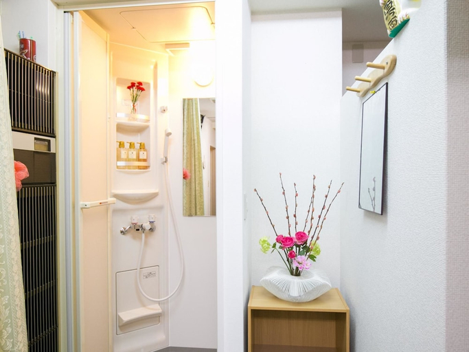 Bathroom 2, 123 Guest House, Osaka