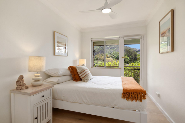 Bedroom 5, Sunrise Cove 2-Bed Apartment at Newport Beach, Pittwater