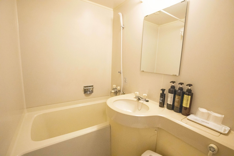 Bathroom, Court Hotel Mito, Mito