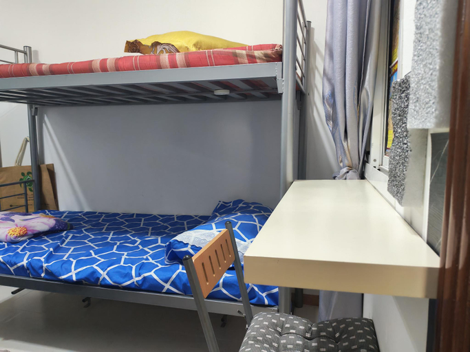 Others 2, Backpacker spot - tiny cozy room, Seeb