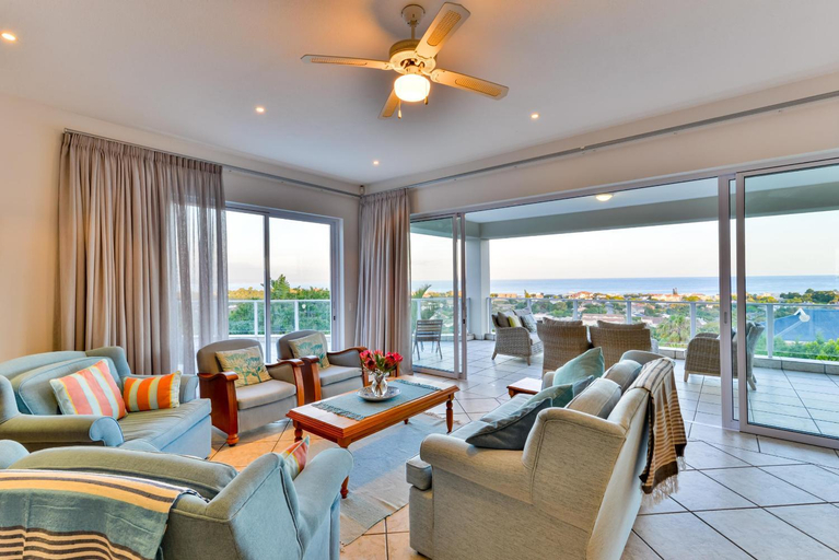 Others 4, Plettenberg View, Eden