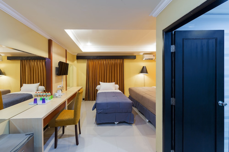 Bedroom 3, RedDoorz Plus Near Mall Bali Galeria 2, Denpasar