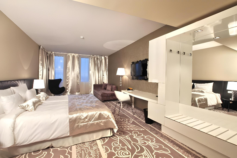 Bedroom 2, Zijin Hotel, Belgrade