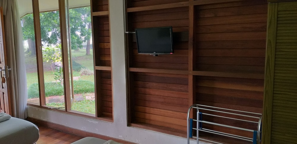 Others 4, Hotel Taman Piknik by MyHome Hospitality, Bogor