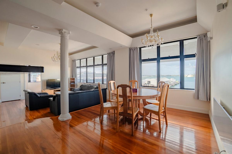Public Area 2, Sunlit Corner Apartment w/ Harbour Views, Waitakere
