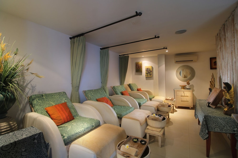 Bedroom 2, Rama Garden Hotel, Badung