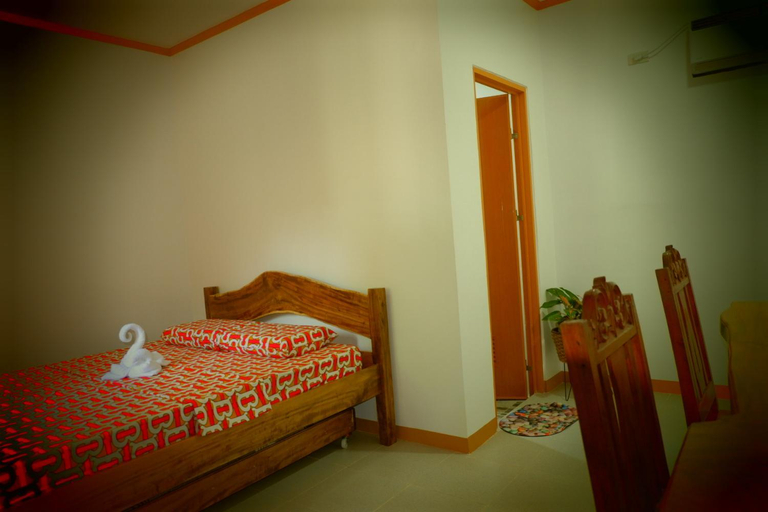 Bedroom 2, Ana's Bungalow 1, Siquijor