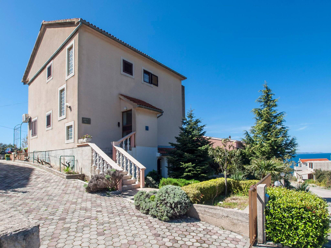 5, Inviting holiday apartment in Primosten, Primošten