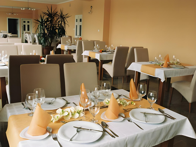 Food & Drinks 4, Hotel-M, Hajdúszoboszló