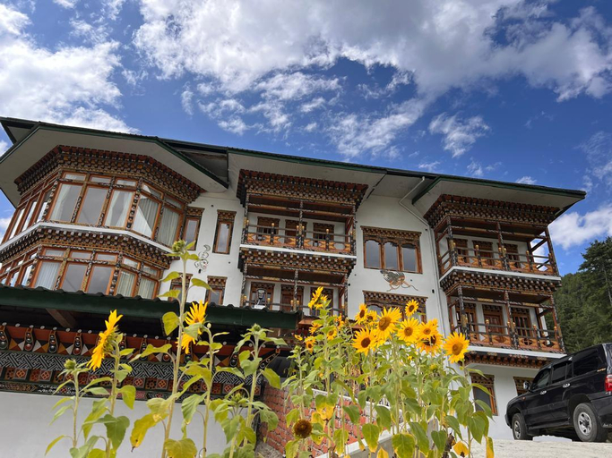 Exterior & Views 2, Hotel Sandalwood, Tsento