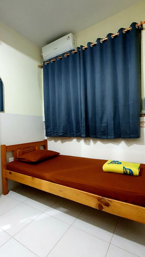 Bedroom 2, DKOST HOMESTAY NAGOYA, Batam
