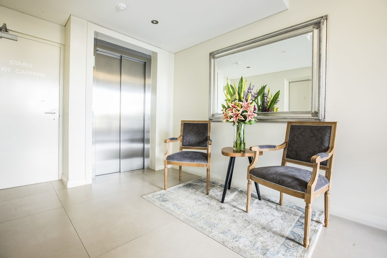 Public Area 3, Zappeion Apartments, Perth