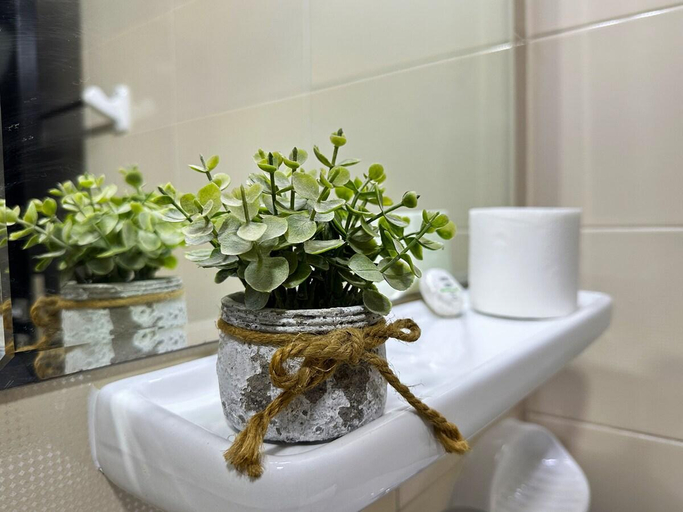 Bathroom, Luxury & Centric Flat with Balcony views in Marina, Dubai