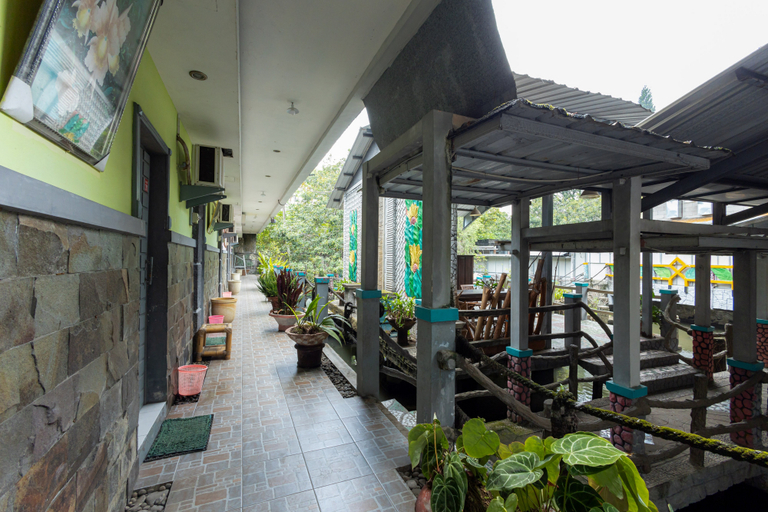 Others 4, RedDoorz Plus near Jalan Baru Bogor, Bogor