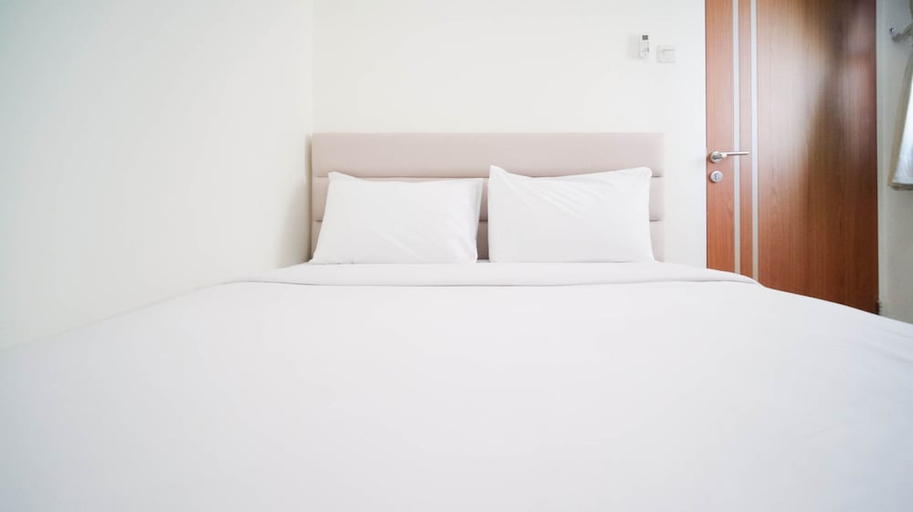 Bedroom 2, Cozy Living And Tidy 2Br At Puncak Dharmahusada Apartment, Surabaya