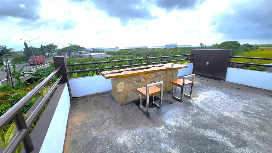 Exterior & Views 1, FRENO Hotel, Demak