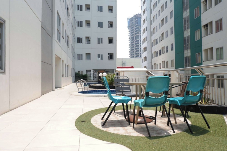 Exterior & Views 2, Simple And Relax Studio At Pavilion Permata Apartment, Surabaya